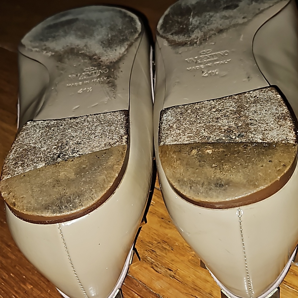 Valentino Garavani Rockstud Flats - Picture 10 of 14
